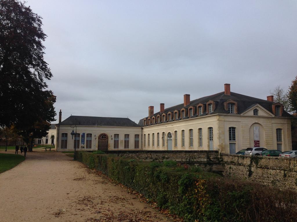 Hotel La Capitainerie Chateauneuf-sur-Loire Bagian luar foto