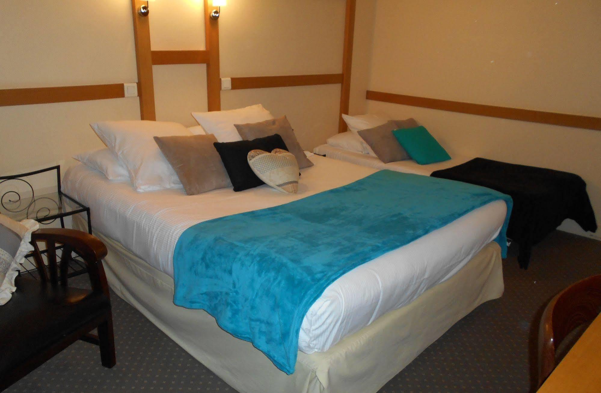 Hotel La Capitainerie Chateauneuf-sur-Loire Bagian luar foto